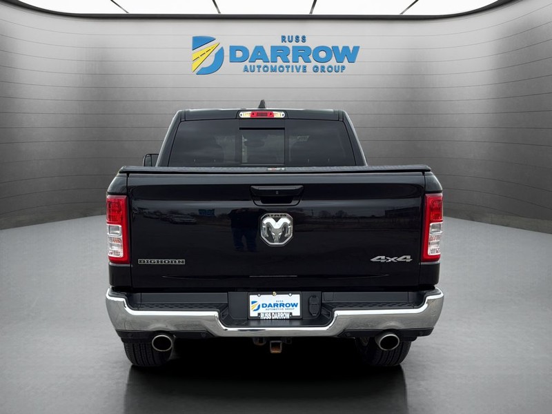 Ram 1500 Vehicle Full-screen Gallery Image 4