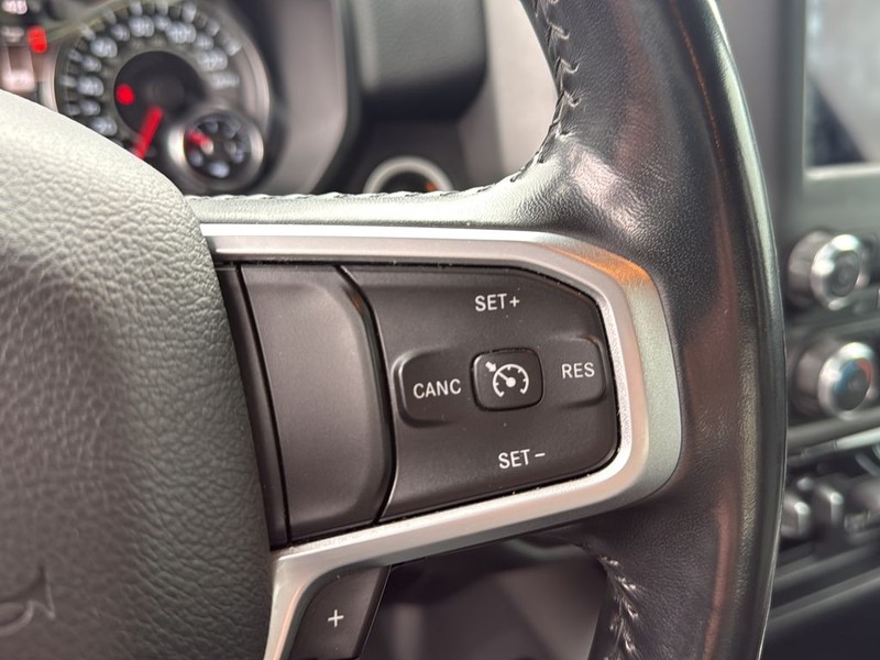 Ram 1500 Vehicle Full-screen Gallery Image 19