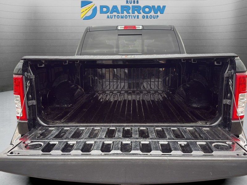 Ram 1500 Vehicle Full-screen Gallery Image 24