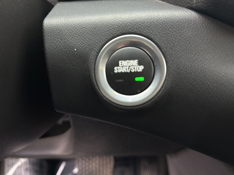 GMC Terrain Vehicle Full-screen Gallery Image 20