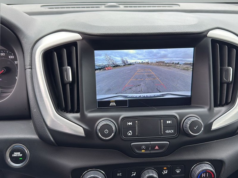 GMC Terrain Vehicle Full-screen Gallery Image 22