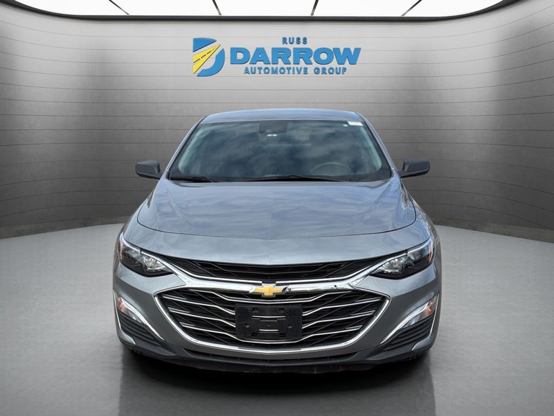 Chevrolet Malibu Vehicle Full-screen Gallery Image 8