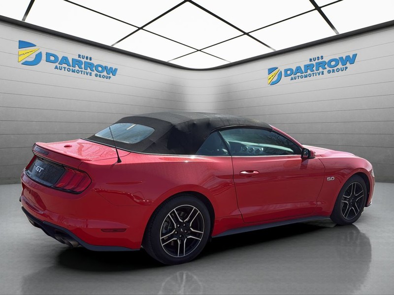 Ford Mustang Vehicle Full-screen Gallery Image 5