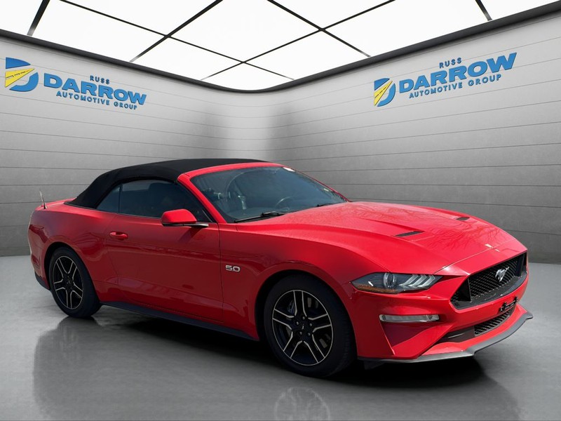Ford Mustang Vehicle Full-screen Gallery Image 7