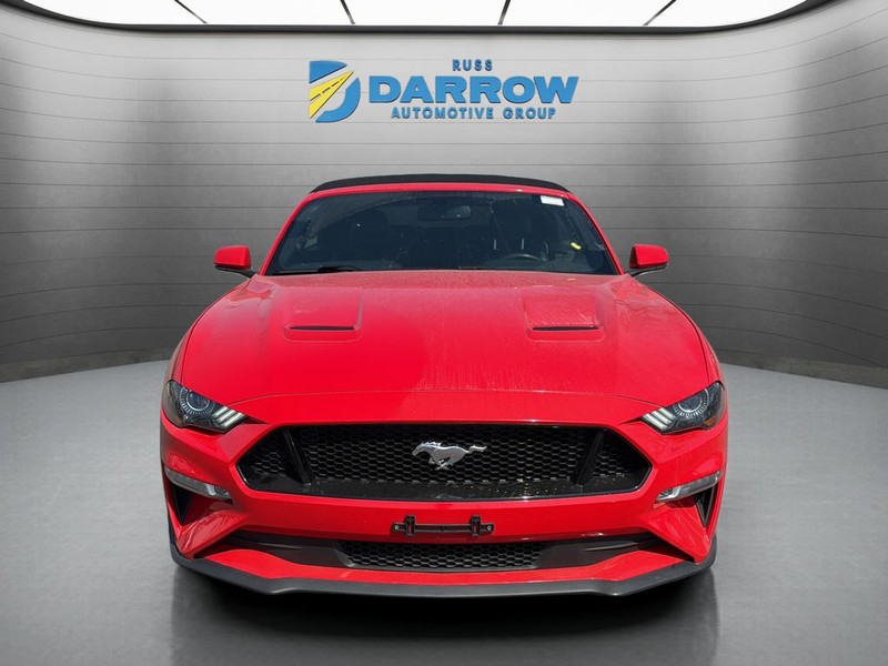 Ford Mustang Vehicle Full-screen Gallery Image 8