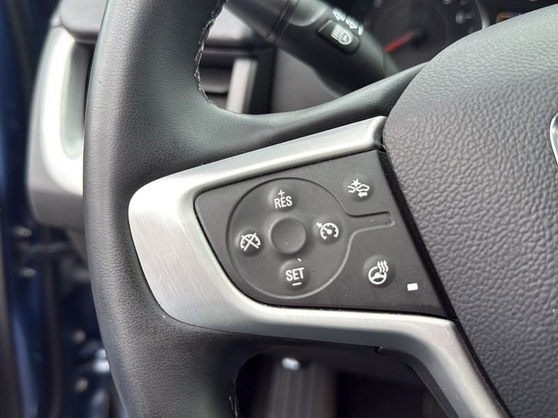 GMC Terrain Vehicle Full-screen Gallery Image 9