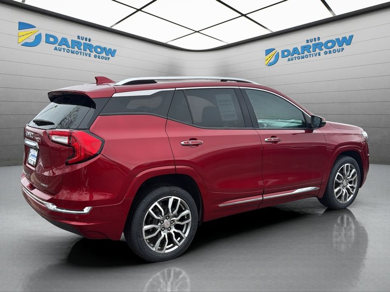 GMC Terrain Vehicle Full-screen Gallery Image 5