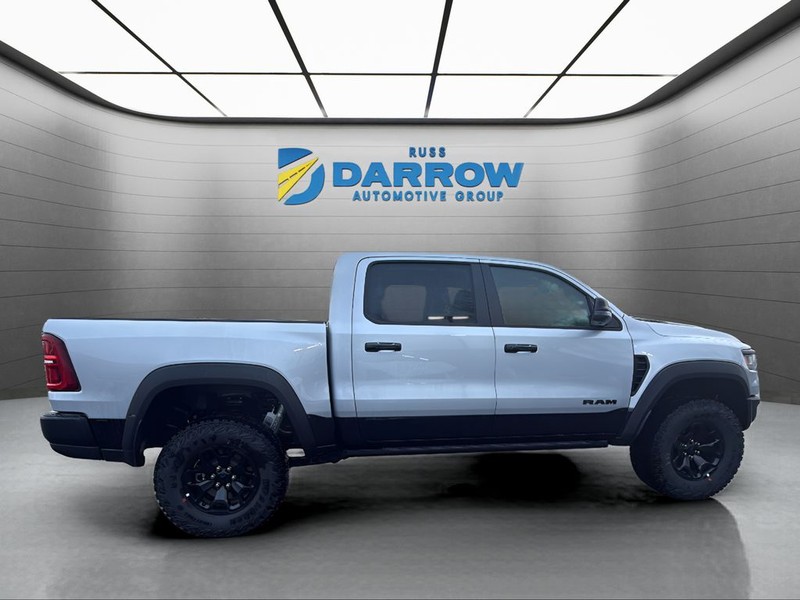 Ram 1500 Vehicle Full-screen Gallery Image 6