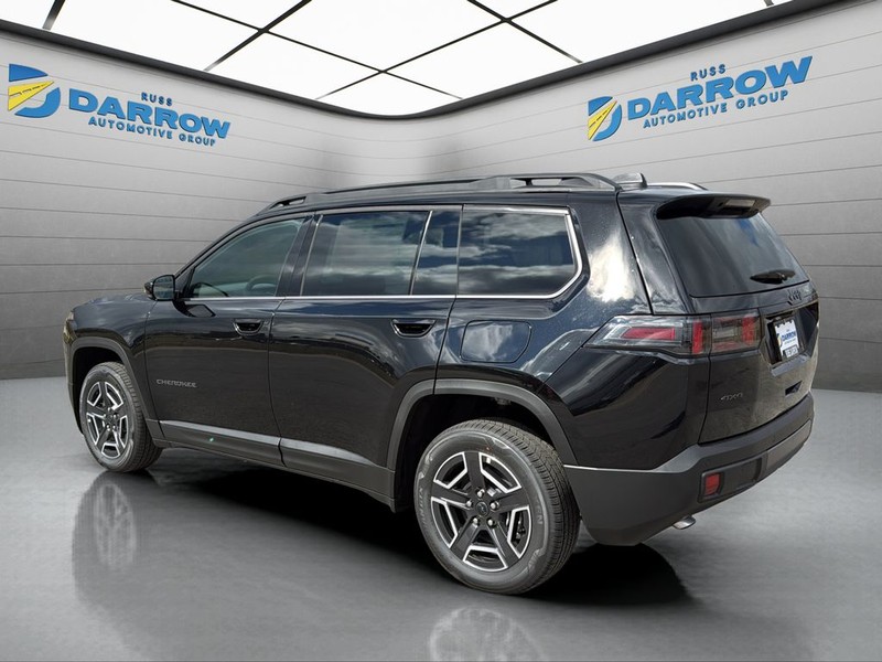 Jeep Cherokee Vehicle Full-screen Gallery Image 3
