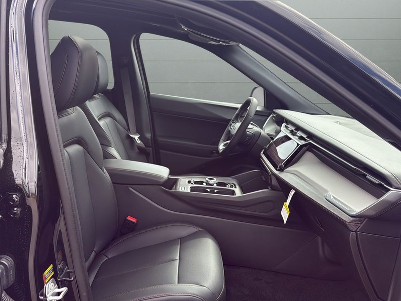 Jeep Cherokee Vehicle Full-screen Gallery Image 15