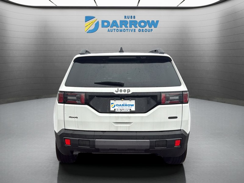 Jeep Cherokee Vehicle Full-screen Gallery Image 4