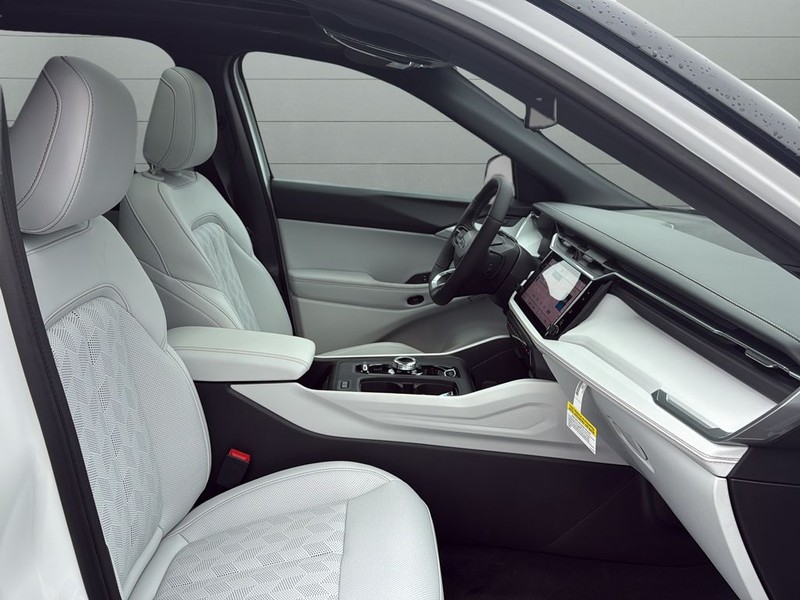 Jeep Cherokee Vehicle Full-screen Gallery Image 15