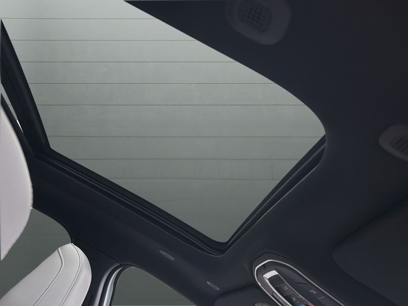 Jeep Cherokee Vehicle Full-screen Gallery Image 16