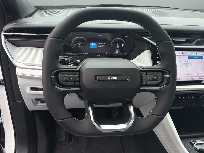 Jeep Cherokee Vehicle Full-screen Gallery Image 29