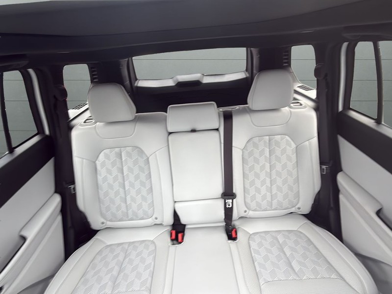 Jeep Cherokee Vehicle Full-screen Gallery Image 30