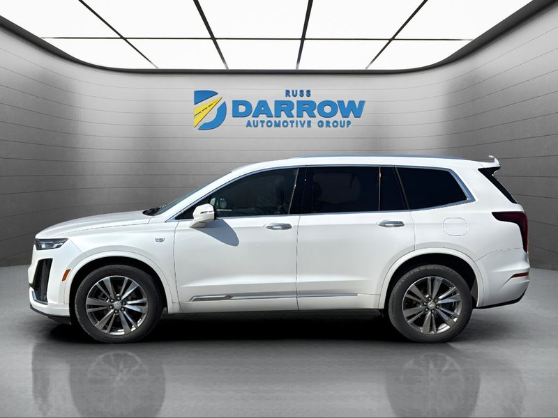 Cadillac XT6 Vehicle Full-screen Gallery Image 2