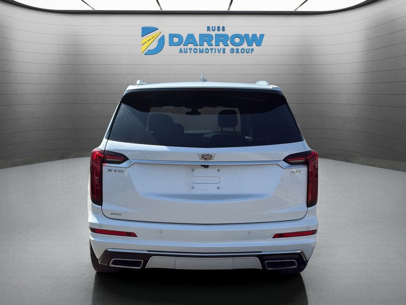 Cadillac XT6 Vehicle Full-screen Gallery Image 4