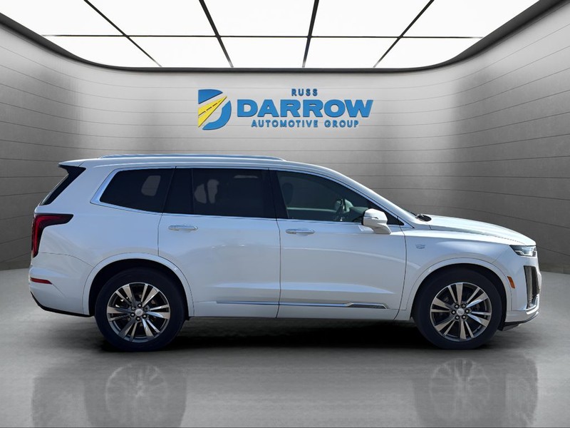 Cadillac XT6 Vehicle Full-screen Gallery Image 6