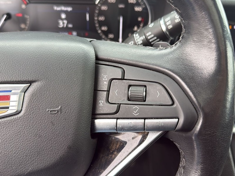 Cadillac XT6 Vehicle Full-screen Gallery Image 20