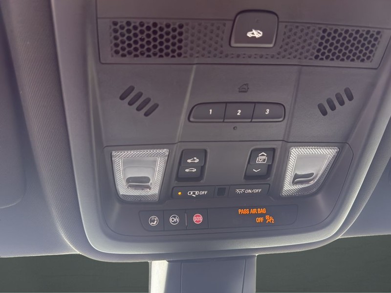 Cadillac XT6 Vehicle Full-screen Gallery Image 25