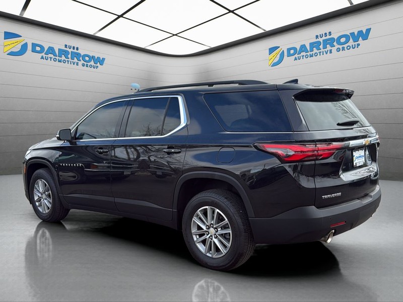 Chevrolet Traverse Vehicle Full-screen Gallery Image 3