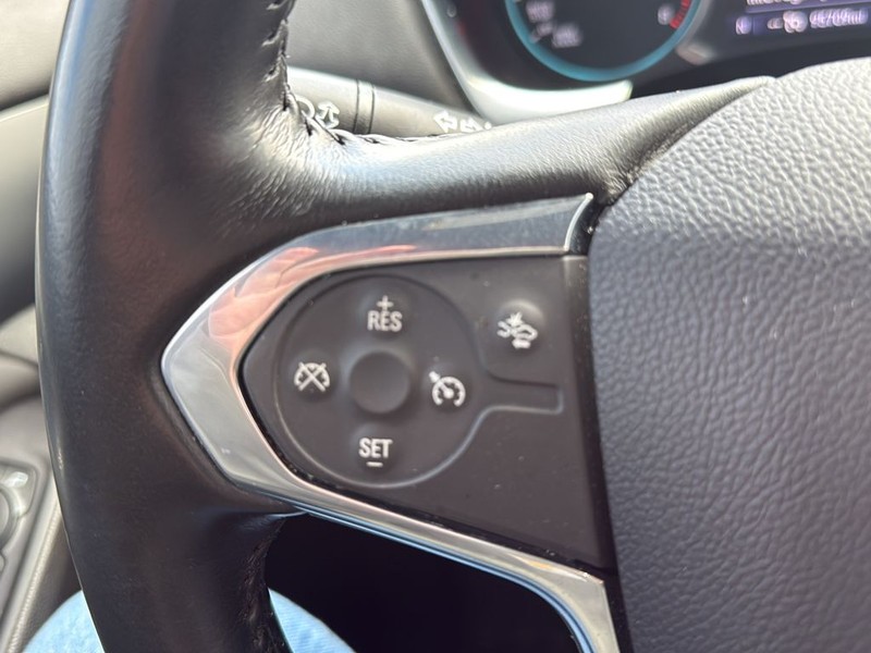 Chevrolet Traverse Vehicle Full-screen Gallery Image 9