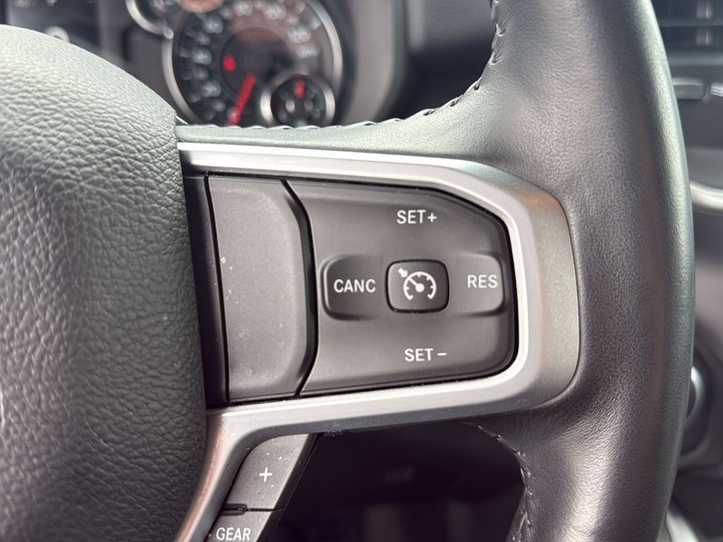 Ram 1500 Vehicle Full-screen Gallery Image 19