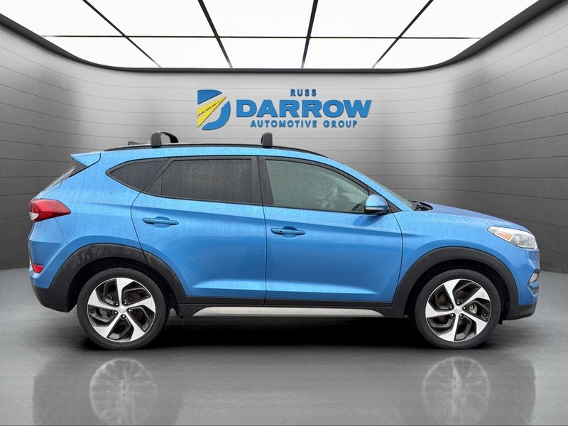 Hyundai Tucson Vehicle Full-screen Gallery Image 6