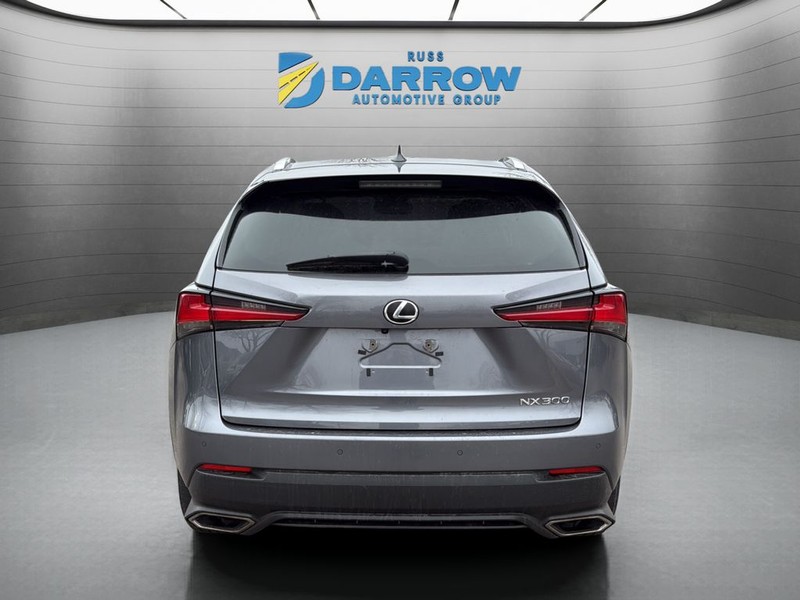 Lexus NX Vehicle Full-screen Gallery Image 4