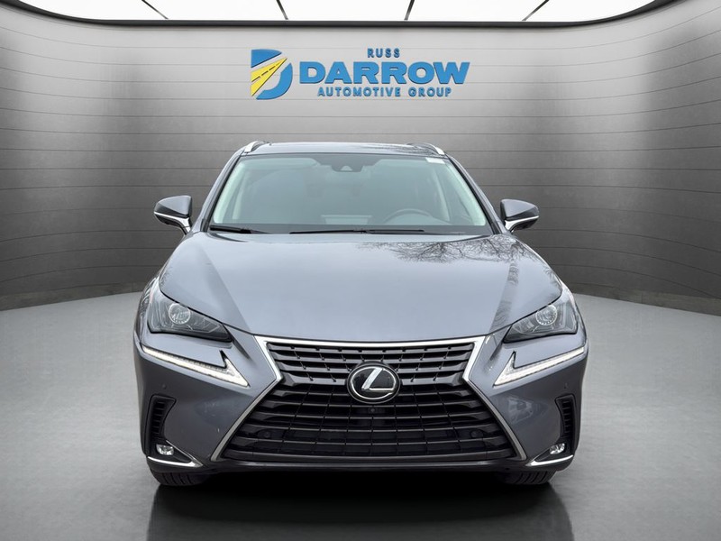 Lexus NX Vehicle Full-screen Gallery Image 8