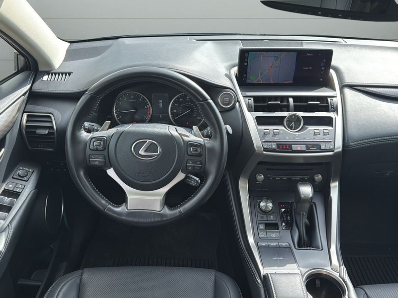 Lexus NX Vehicle Full-screen Gallery Image 12