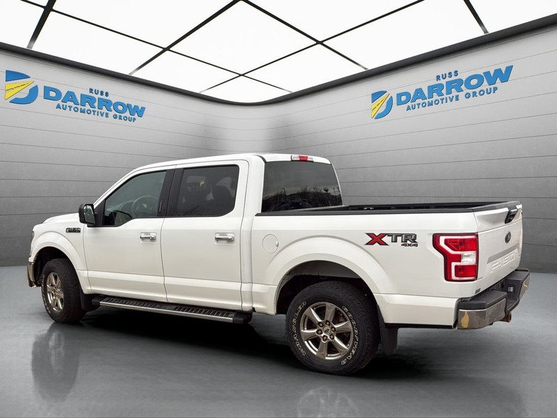 Ford F-150 Vehicle Full-screen Gallery Image 3