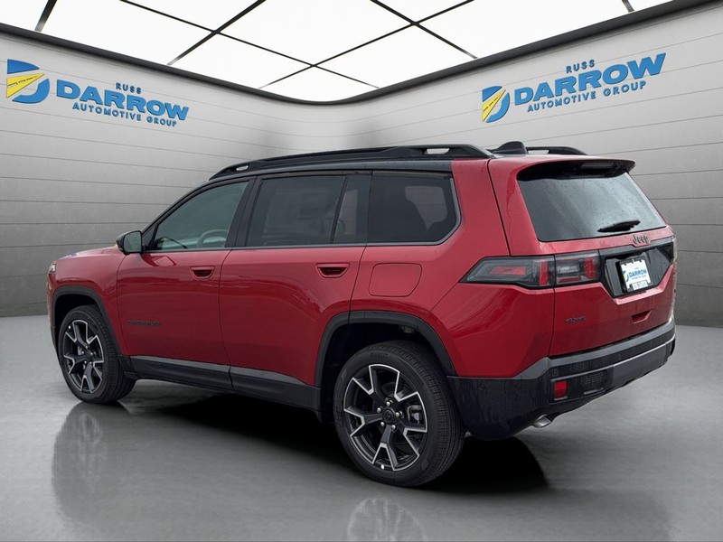 Jeep Cherokee Vehicle Full-screen Gallery Image 3