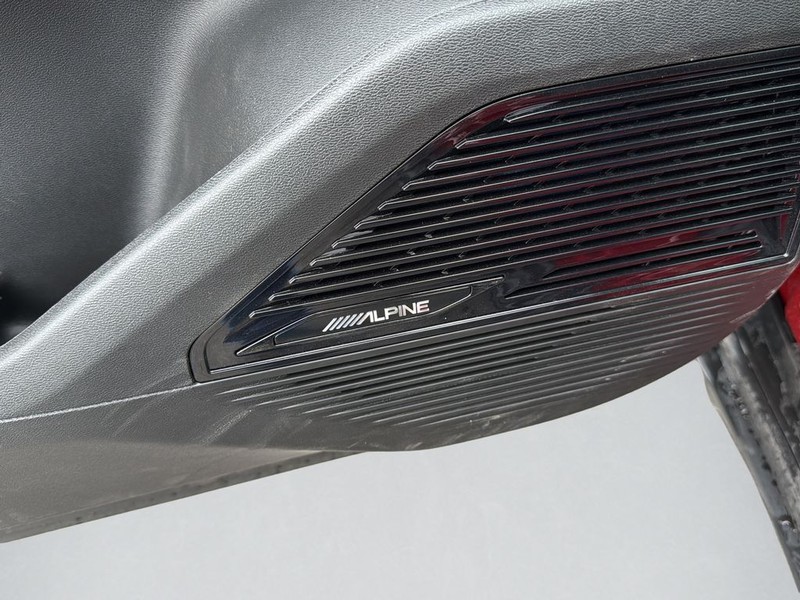 Jeep Cherokee Vehicle Full-screen Gallery Image 27