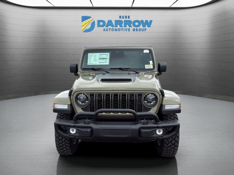 Jeep Gladiator Vehicle Full-screen Gallery Image 8