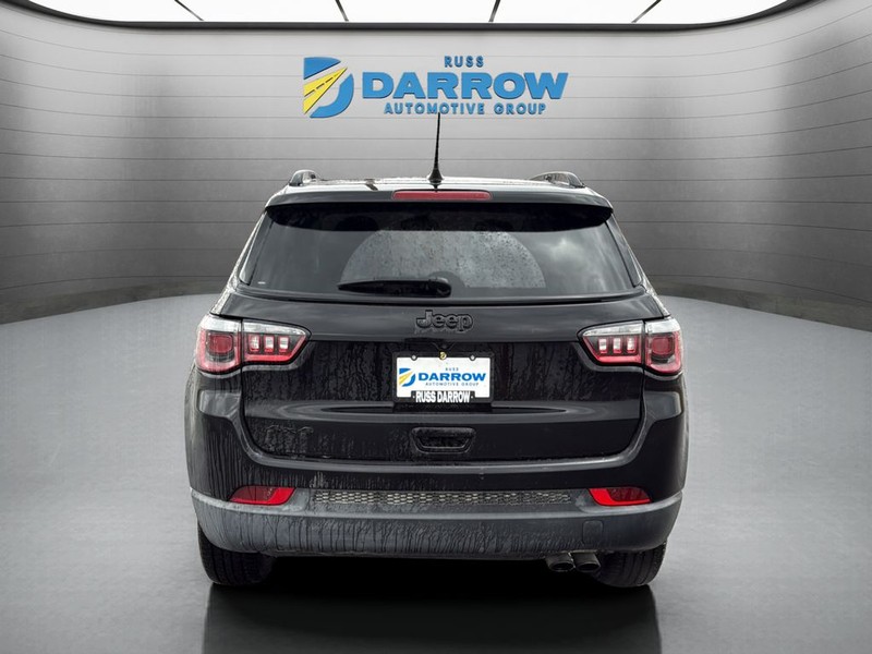 Jeep Compass Vehicle Full-screen Gallery Image 4