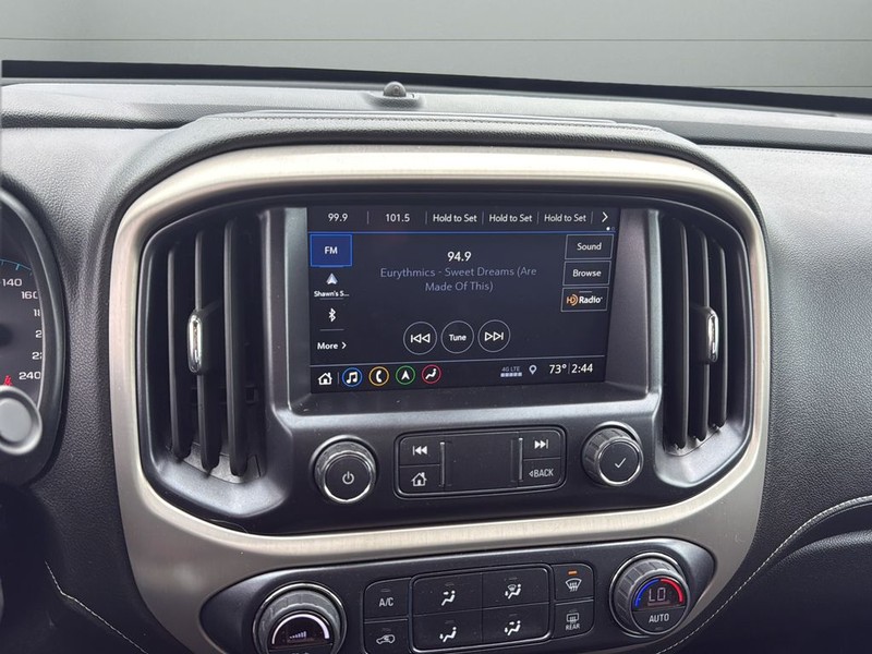 GMC Canyon Vehicle Full-screen Gallery Image 21