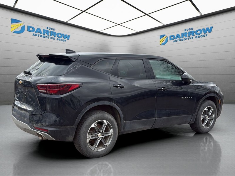 Chevrolet Blazer Vehicle Full-screen Gallery Image 5