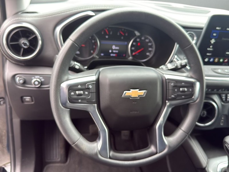 Chevrolet Blazer Vehicle Full-screen Gallery Image 26