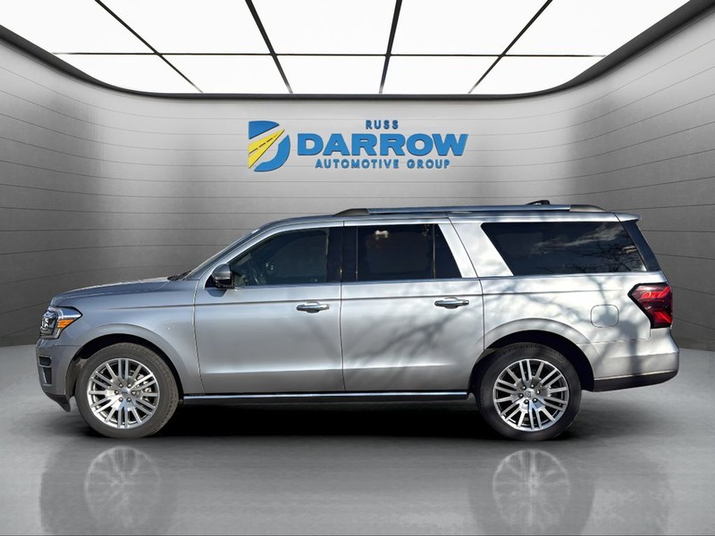 Ford Expedition Max Vehicle Full-screen Gallery Image 2