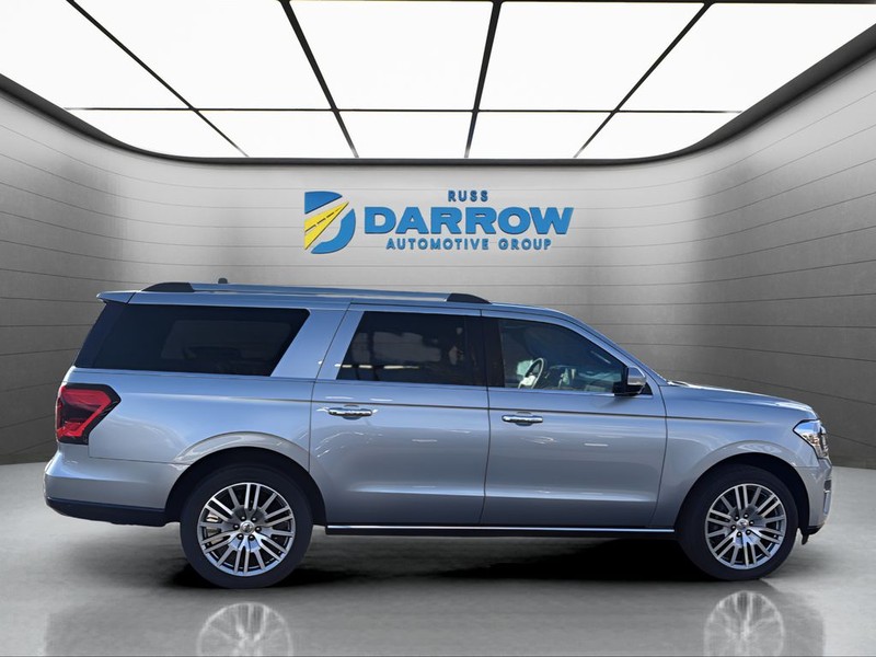 Ford Expedition Max Vehicle Full-screen Gallery Image 6