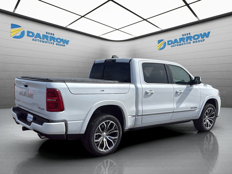 Ram 1500 Vehicle Full-screen Gallery Image 5