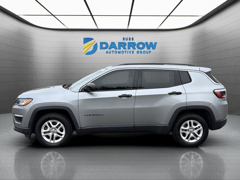 Jeep Compass Vehicle Full-screen Gallery Image 2