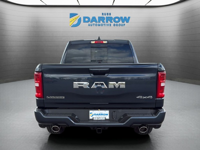 Ram 1500 Vehicle Full-screen Gallery Image 4