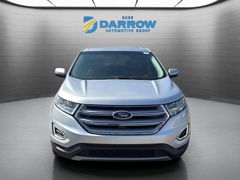 Ford Edge Vehicle Full-screen Gallery Image 8