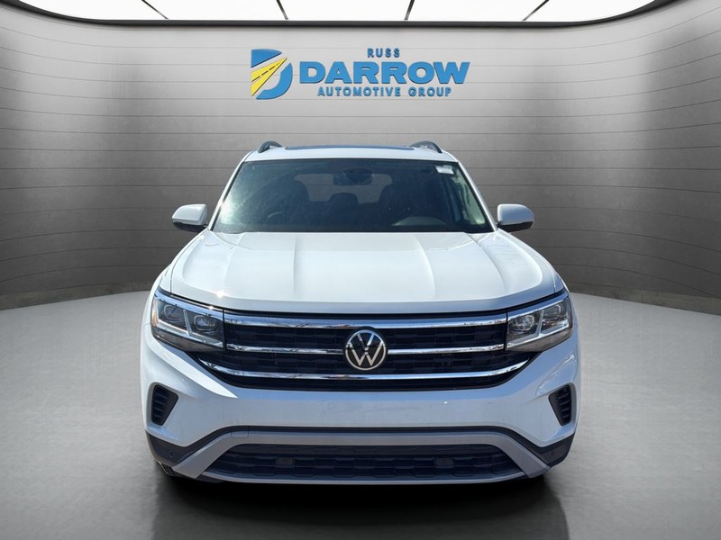 Volkswagen Atlas Vehicle Full-screen Gallery Image 8
