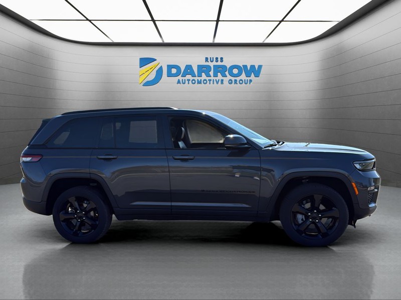Jeep Grand Cherokee Vehicle Full-screen Gallery Image 06