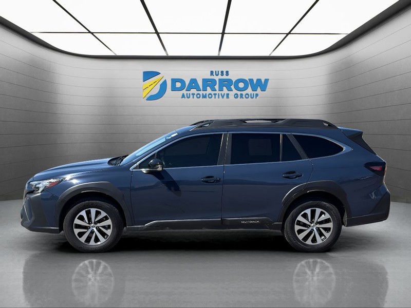 Subaru Outback Vehicle Full-screen Gallery Image 2