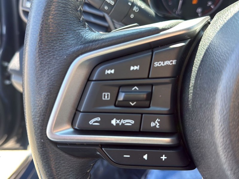 Subaru Outback Vehicle Full-screen Gallery Image 9