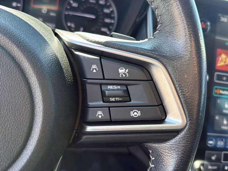 Subaru Outback Vehicle Full-screen Gallery Image 19